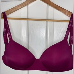 Victoria's Secret Fuchsia T-shirt Lightly Lined Wireless Bra Size 34DD